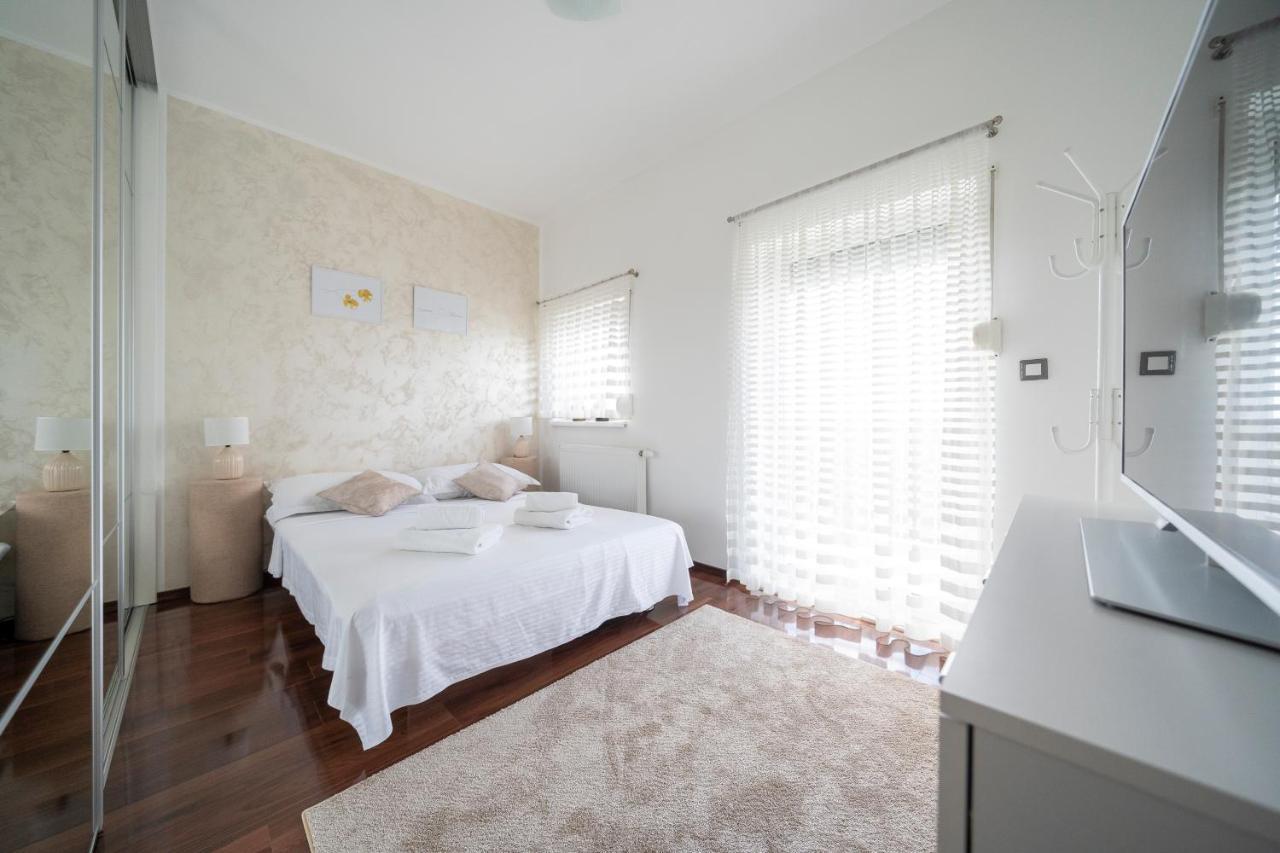 Apartment Absolute Gray Zadar Exteriör bild